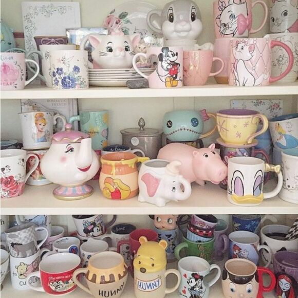 ⭐️ Assorted Kitchen Accessories Mystery Box - Picture 2 of 3